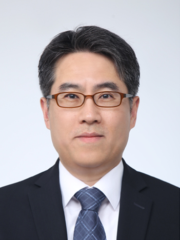 Dr. Justin Ko